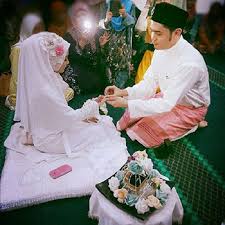 Hasil gambar untuk gambar pergaulan suami istri
