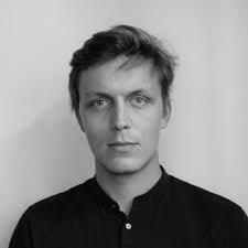 Seulement 2800 kg pour 8 m³, et 85% de vide.