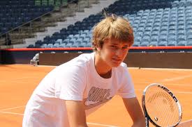 Alexander zverev is one of the most promising players to take over after the big three. Alexander Zverev Foto Im Hamburg Web