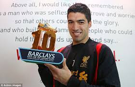 Premier league top scorers golden boot goal standings for. Luis Suarez Wins Golden Boot For 10 Epl Goals Footyroom