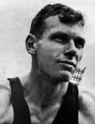 Rena Snell's Instagram, Twitter & Facebook