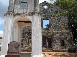 The church was originally a catholic chapel built by the portuguese in 1521. File St Paul Church Melaka 7 Jpg Wikipedia