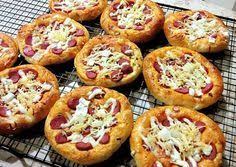 Kuliner asal italia ini begitu mendunia dan mudah dijumpai termasuk di indonesia. Resepi Roti Pizza Mini Resepi Merory Sedap Betul