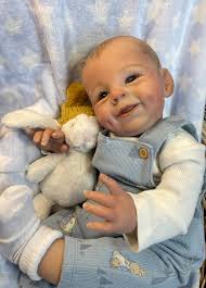 I will have another reborn the same as this one in the photos ready  today….available and a very good price!! This baby will wear Newborn size  clothing and weigh approximately 7.5lbs….the perfect