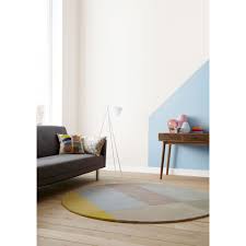 1) dulux trade emulsion (best choice) dulux trade emulsion. Crown Sail White Matt Emulsion Paint 2 5l Crown Paints Paint Colors For Home House Paint Colors Interior