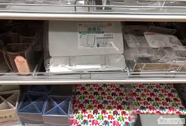 100均で売っている読書台 タブレットスタンド ダイソーで200円 タブレットスタンド 読書 ペンタブ