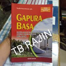 Di daerah sunda aya sawatara basa wewengkon, nyaeta basa sunda daerah priangan (bandung, garut, tasikmalaya), basa sunda daerah banten, bogor, majalengka, kuningan jeung cirebon. Gapura Basa Kelas 7 Ilmu Soal