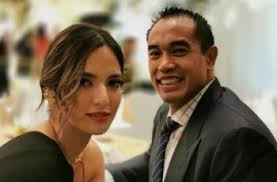 Prianti nur ramadhani or better known as nia ramadhani (born in jakarta, indonesia on april 16, 1990) is an indonesian actress, model and presenter of mixed norwegian. Ardi Bakrie Ultah Nia Ramadhani Banyak Tanggungan Di Bahu Kamu Be Strong Matamata Com