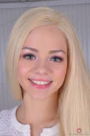 Pincs fotos de loiras da b6ceta grande esfolada /. Loira Nua E Sua Buceta Com Clitoris Grande 41 Fotos No Ta Tarada