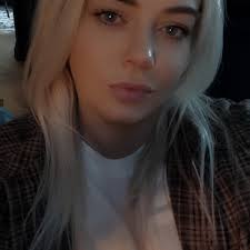 Looking for someone to design a few posters for me! 🙌🏻