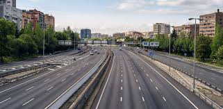 La comunidad de madrid está sin restricciones a la movilidad en ninguna de sus 286 zonas básicas de salud, después de que se levantaran las limitaciones que había en vigor en once áreas. Motos Y Restricciones De Trafico Madrid Fundacion Mapfre