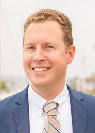 Chloe Wight's Instagram, Twitter & Facebook