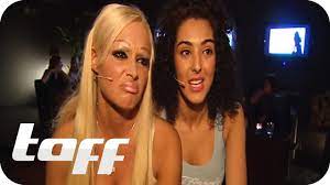 Nachdem daniela katzenberger (33) und ihre schwester jennifer frankhauser (27) jahrelang was zur hölle.?, kommentiert sie das foto von sich und ihrer schwester, das im jahr 2005 entstanden ist. Daniela Katzenberger Und Sarah Machen Discocheck In Dusseldorf Taff Youtube