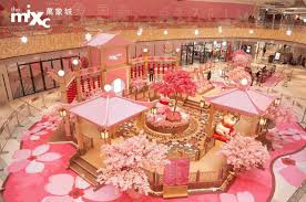 84家mall 超300張美圖 2019商場春節美陳大pk 壹讀in 2020 Display Design Design Deco