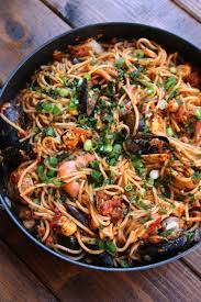 Seafood Spaghetti Tallarines Con Mariscos Laylita S Recipes Recipes Cooking Seafood Cooking Recipes