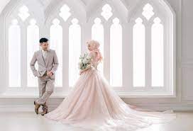 Masa sewa baju pengantin dihitung per 7 hari lamanya (sewa 1 hari tetap sama). Ingin Sewa Gaun Pengantin Muslimah Jogja Ini Dia Vendornya Wedding Market