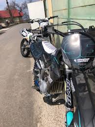 Chillin En 2020 Motocross Motos De Motocross Motos