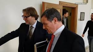 Často dokáže vypátrat pachatele dřív než policie (94 min)seriál. Kontaminovane Odposlechy Policie Mela Nabito Byznysove Spicky Unikly Seznam Zpravy