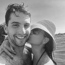 Jesse Bauer and Jason Shein's Wedding Registry