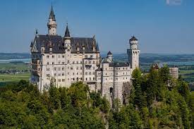 Maybe you would like to learn more about one of these? Tripadvisor Luxuryvan Schlosser Tour Von Munchen Nach Neuschwanstein Hohenschwangau Linderhof Zur Verfugung Gestellt Von Daetz Service Oberbayern