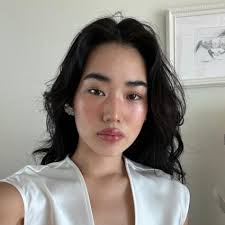 The Natural Makeup Look To Have On Repeat This Summer