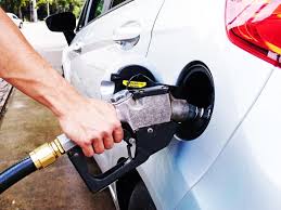 A partir del 20 de agosto llenar el tanque de la gasolina costaría 0,0006 (95 octanos) y 0,001 (91 octanos), si no decretan un aumento. 2ce Hdfg6j1qm