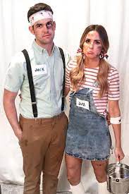 These Diy Halloween Costumes For Couples Will Make You The Cutest Duo Couples Costumes Creative Cute Couple Halloween Costumes Homemade Halloween Costumes
