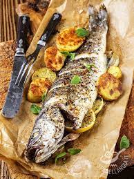Trota Al Forno Con Patate Ricetta Trota Al Forno Ricette Frutti Di Mare Pasti Italiani