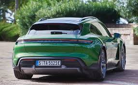 Entdecken sie die taycan und taycan cross turismo modelle im detail. 2021 Porsche Taycan Cross Turismo Photo Gallery