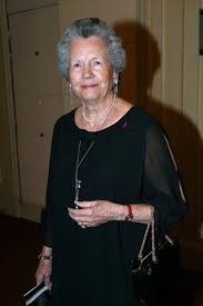 L'ancien chef de l'état de 1974 à 1981, était âgé de 94 ans. Anne Aymone Giscard A 87 Ans La Vie Etonnante De L Ex Premiere Dame