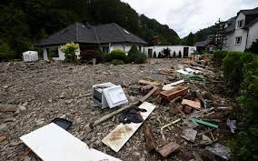 Pluies diluviennes et inondations ont fait 19 morts et des dizaines de disparus dans l'ouest de l'allemagne où des centaines. Hfqbuzse2hhshm