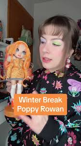 Winter Break Poppy surprised me! I like her a lot more than I thought I  would, tbh. (Hence why it took me two years after release to pick her up.)  #rainbowhigh #poppyrowan #dollcollector ...