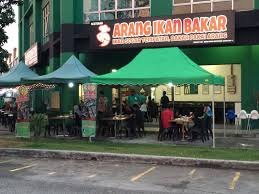 Aside from the fresh fishes in store daily, the sambal is also the owner's personal the eighth ikan bakar spot is one that originates from melaka. 9 Port Ikan Bakar Terbaik Dengan Hidangan Next Level Yang Sedap Dan Pasti Puas Hati