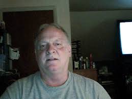 i need help who kin to Lawson Claborn (Doss) Curtis