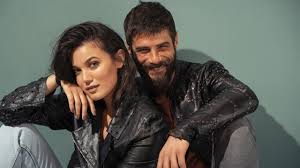 9 mayıs 1984, ankara), türk oyuncu ve grafiker.aslen çerkes kökenli olan berk cankat, 9 mayıs 1984 tarihinde. Berk Cankat Ve Pinar Deniz Ayrildi Fav10 Favori Sosyal Platformunuz Ff Favoriforumum