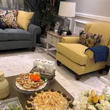 Pin By Mariem Alqahtani On Muebles De Sala Girl Bedroom Decor Home Decor Room