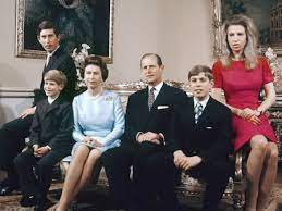 Анна стала вторым ребенком елизаветы ii и принца филиппа. Koroleva Elizaveta Ii I Princ Filipp Istoriya Lyubvi Krasota I Zdorove 7sisters Ru