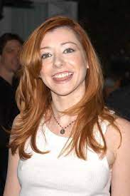 Pin By Paul Seago On 0 In 2020 Celebrities Alyson Hannigan Beautiful Redhead