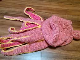 Knit your little one this fun mini octopus hat with my free knitting pattern! Ravelry Octopus Hat Pattern By Nunyo Business
