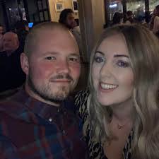 To the people who went last night, were they asking for id for the younger  fans. I've got a 13 year old daughter who is dying to go. She's very tall  for