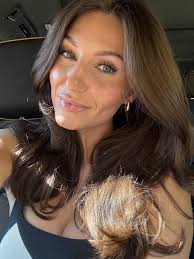 Christine Jackson (@christinejaxx) • Instagram photos and videos