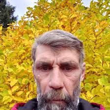 Who changes Vice President's diaper?