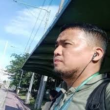 Glenn Roland's Instagram, Twitter & Facebook