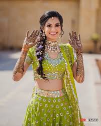 Lime Green Is Taking Over The Mehendi How In 2020 Mehendi Outfits Bride Wear Bridal Outfits