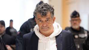 Stéphane Plaza brise le silence après sa condamnation et veut rassurer ses  troupes : "Un capitaine ne quitte jamais son équipage" | Télé 7 Jours