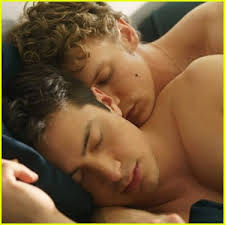 Heated Rivalry' Stairwell Scene: Creator Shares What Intimacy Coordinator  Asked About Unscripted Moment in Episode 2