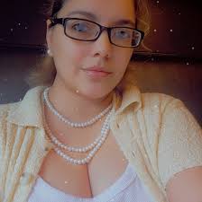 Did anyone receive an Amazon package by mistake with the name Anita Araiza 