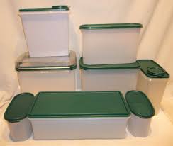 Shop online for tupperware kitchenware products like bowls, containers, lunch boxes, spice containers, water bottles & more on snapdeal. Vintage 80 90 S Tupperware Modular Mates Set Sheer Etsy Green Canister Set Green Canisters Tupperware Modular Mates