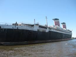 File:Eric Ascalon, SS United States, September 19 2009.jpg