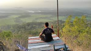 By majalah handal posted on 28 december 201729 december 2017 0 3 m read 2.5k views. Lokasi Puncak Kuda Sembrani Kulon Progo